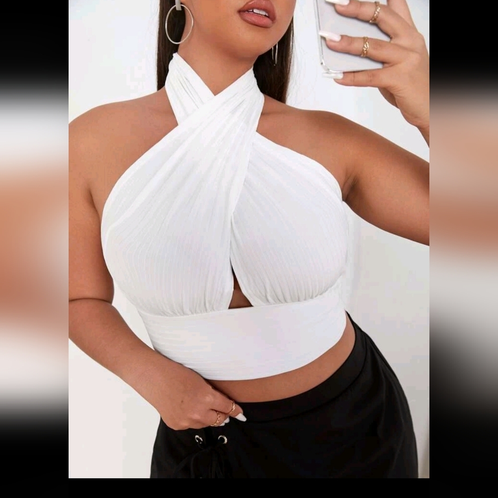 New! White Criss Cross Backless Crop Halter Top 1XL/14 NWT